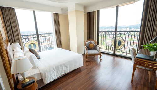 Deluxe Double Room, Balcony, Mountain View