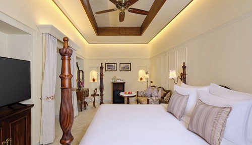 Heritage Room (Couples only)