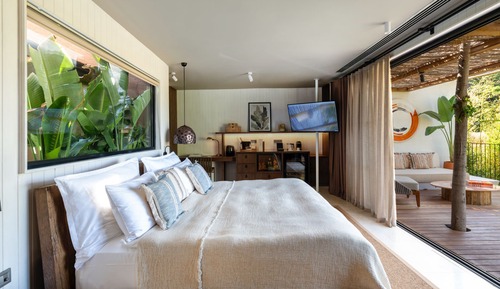 Exclusive Studio Suite, Private Pool, Garden View