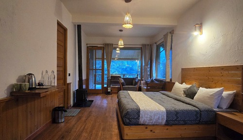 Classic Double Room, Balcony