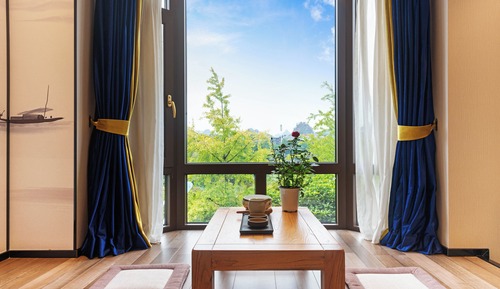 Luxury Room, 1 King Bed, Non Smoking, River View