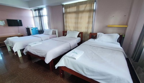 Triple Room
