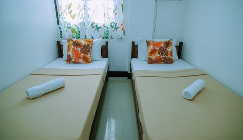 Economy Twin Room, City View