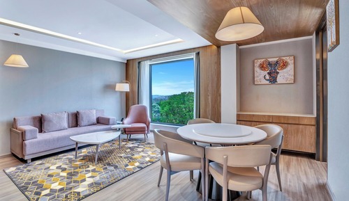 Premium Suite, 1 King Bed