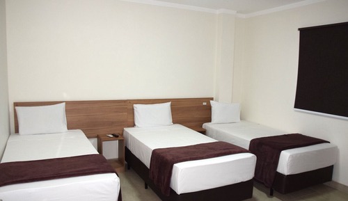 Comfort Triple Room