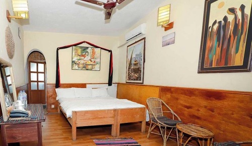Comfort Double Room, Private Bathroom, Garden View