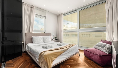 Condo, Beach View