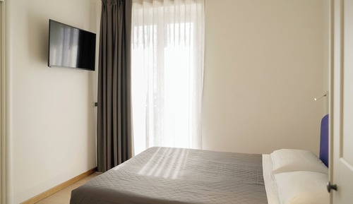 Basic Double Room, Balcony, Courtyard View