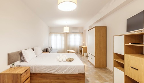 Deluxe Double Room, City View (Quarto B1)
