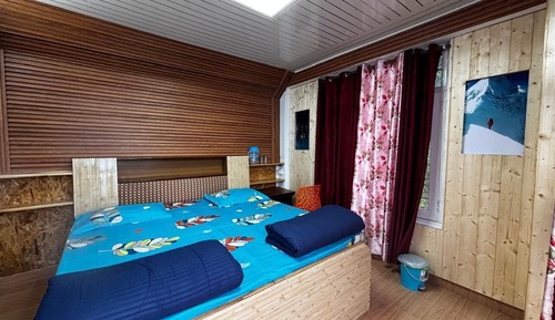 Deluxe Room, Balcony, Mountain View