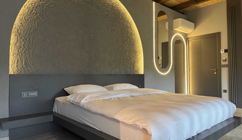 Honeymoon Double Room