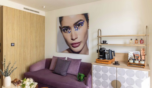Junior Suite (Studio ME | Marques View)