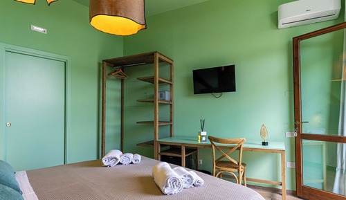 Exclusive Room