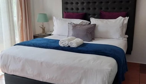 Deluxe Double Room, Garden View