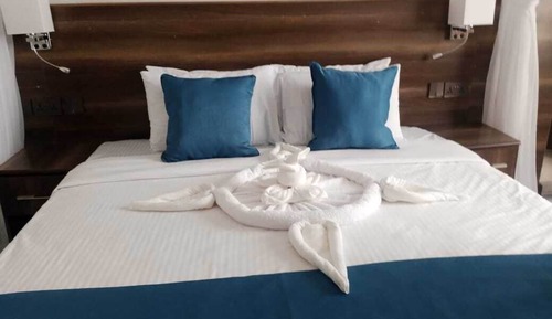 Deluxe Double Room, Garden View