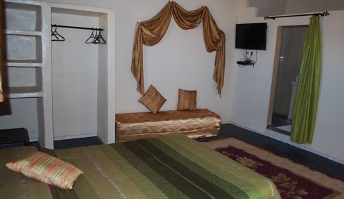 Standard Triple Room, Multiple Beds, Private Bathroom, Valley View