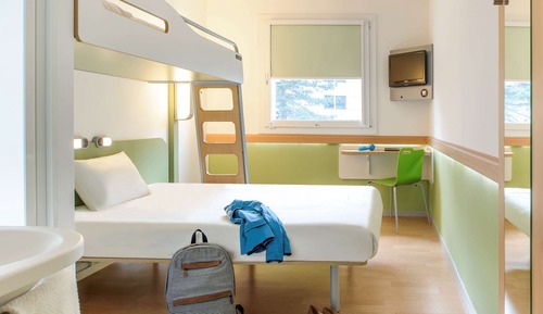 Triple Room, Multiple Beds