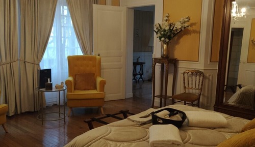 Royal Room, 1 Queen Bed
