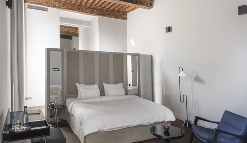 Junior Room, 1 King Bed (Numéro Un)