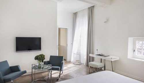 Superior Room, 1 King Bed (Numéro Quatre)