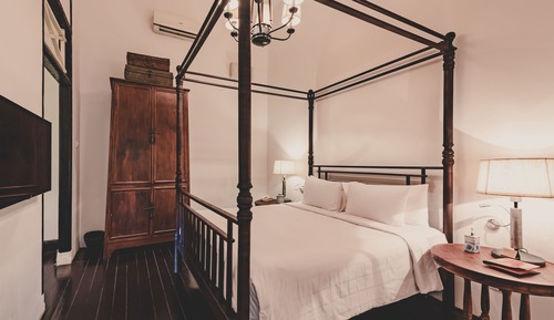 Premier Room