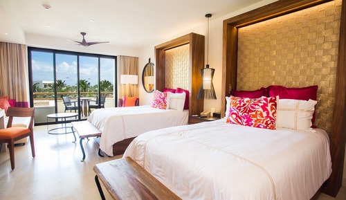 Preferred Club Junior Suite Tropical View Double