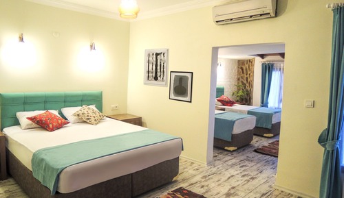 Family Suite, Balcony, City View