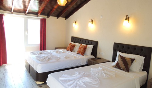 Panoramic Triple Room, Balcony, City View