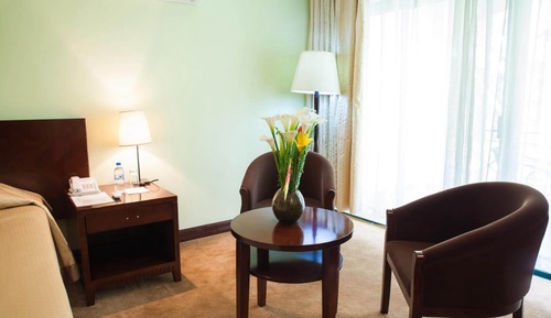 Deluxe Twin Room, 1 Bedroom, Hill View, Garden Area