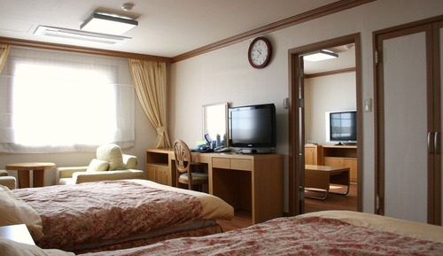 Twin Suite