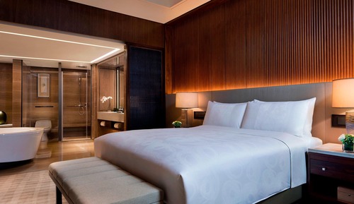 Room, 1 Bedroom, Non Smoking, Golf View (Balcony)