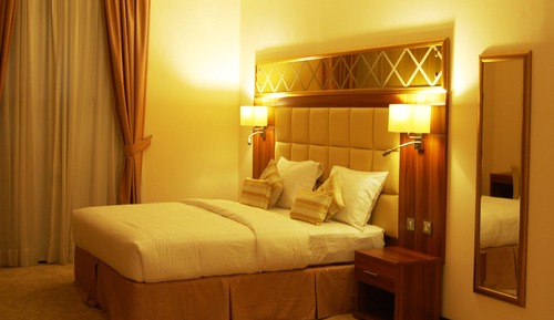 Queen Suite