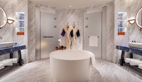 Suite, Multiple Beds