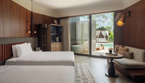 Room, 2 Queen Beds (Essential)