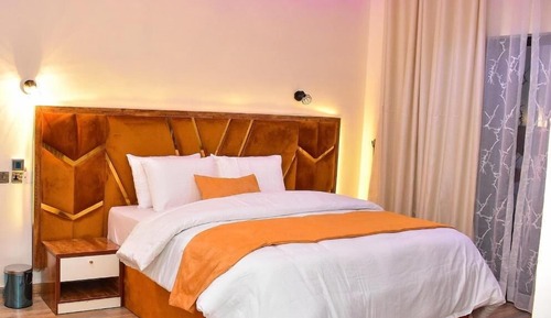 Classic Room, City View