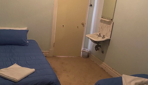 Economy Twin Room