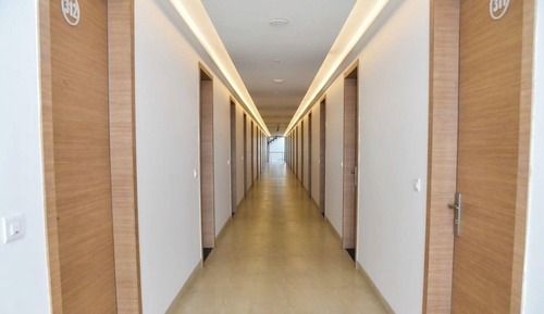 Deluxe Room, 1 King Bed, Private Bathroom, City View