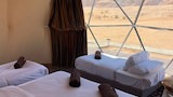 Luxury Quardruple Bubble Tent, Balcony, Mountain View