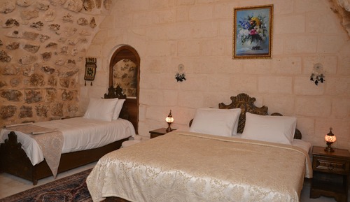 Deluxe Triple Room, Courtyard View