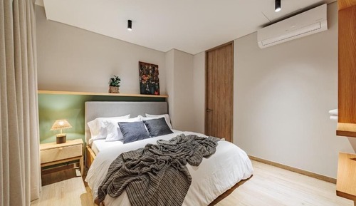 Club Apartment