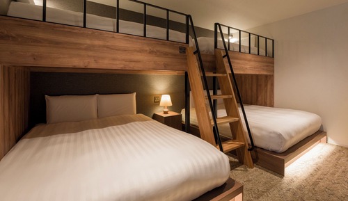 [E] Bunk Bed (2 Queen + 2 Single) / Max. 6 people, No pets allowed, Non Smoking
