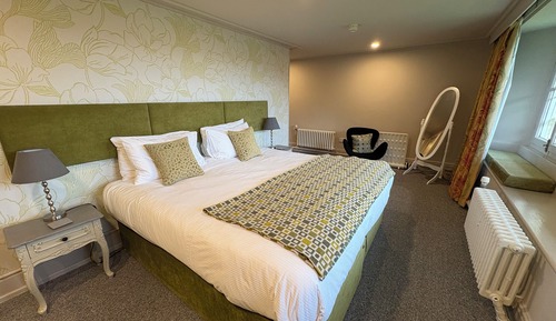 Deluxe Suite, Valley View