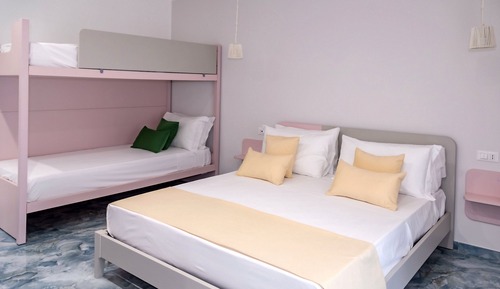 Superior Quadruple Room, City View