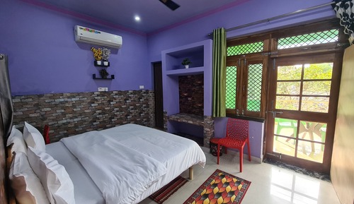 Deluxe Double or Twin Room, Balcony