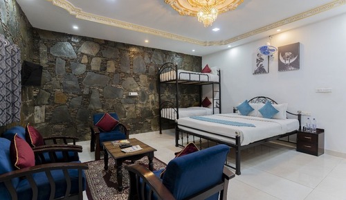 Family Room, Multiple Bedrooms, Balcony, Mountain View