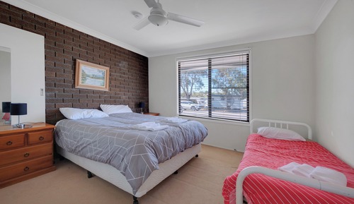 Standard 3 Bedroom House - Not Pet Friendly