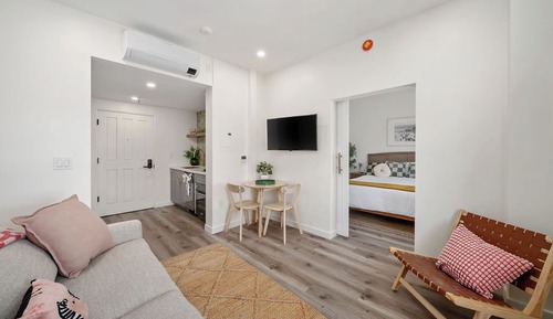 Standard Suite, City View