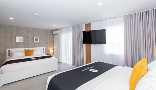Classic Studio, Multiple Beds