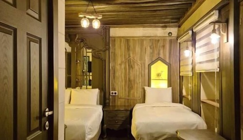 Deluxe Triple Room, City View