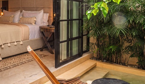 Master Suite with Plunge Pool